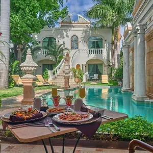 https://el-palacito-secreto.hotelsmerida.org